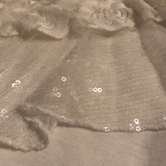 Sparkle/ ruffle tank top - Picture 2 of 6